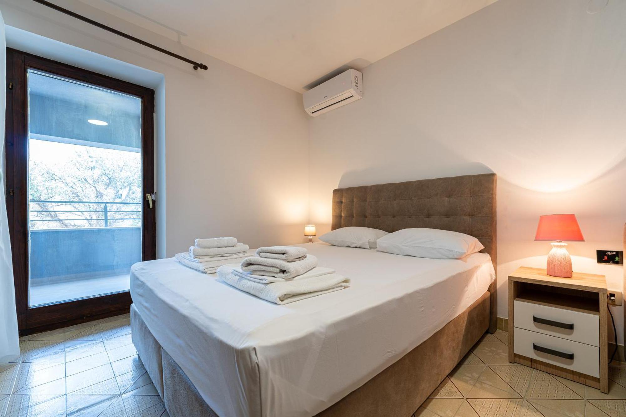 Studio Apartments Marea 2 Budva Ruang foto